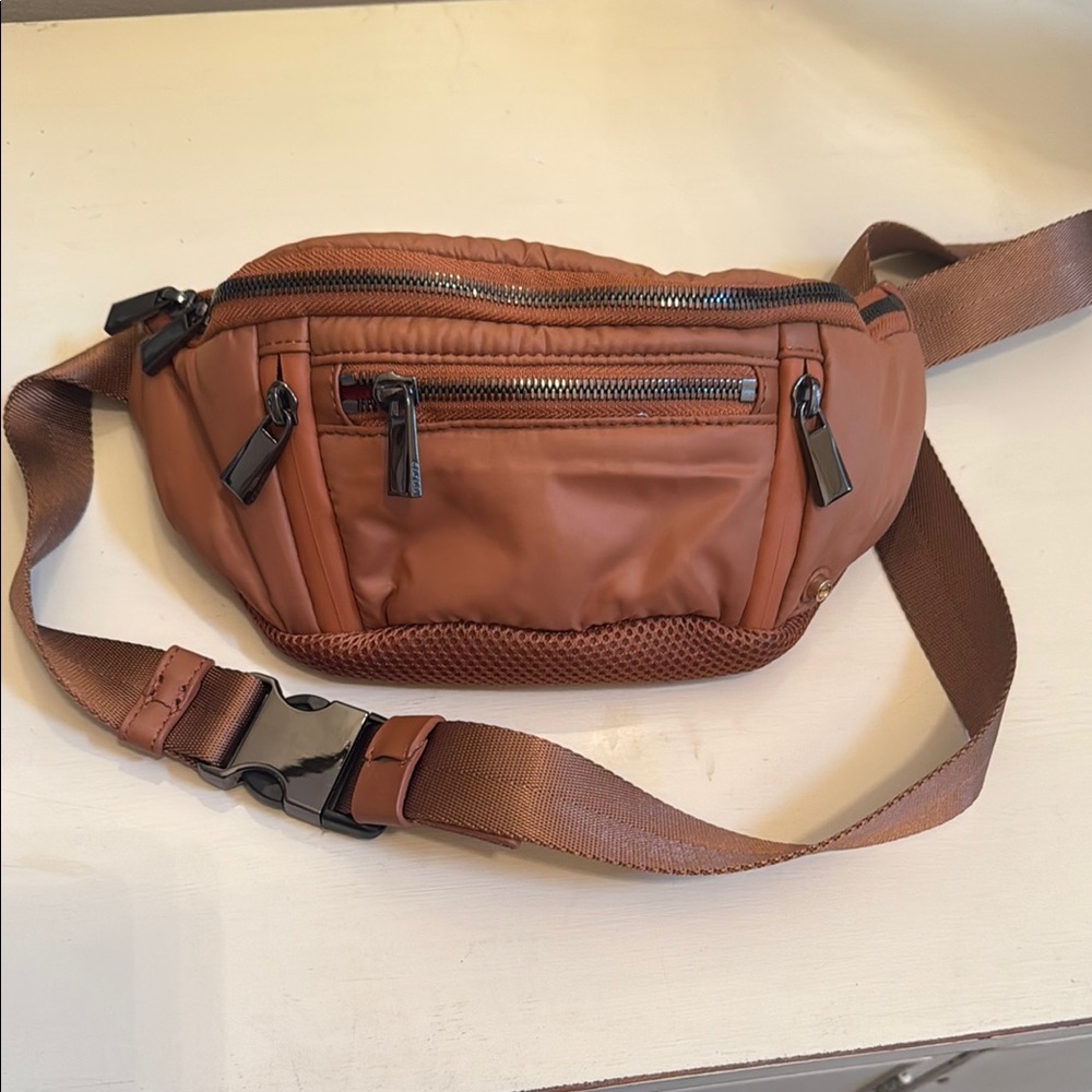 Caraa Nylon Brown Waist bag